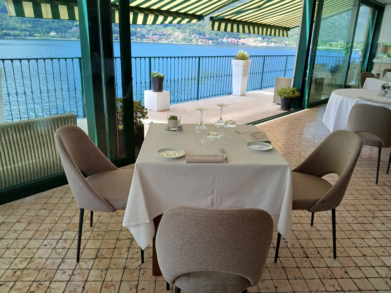 sala ristorante il giardinetto mandello del lario 3